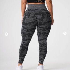 Black NVGTN leggings size medium